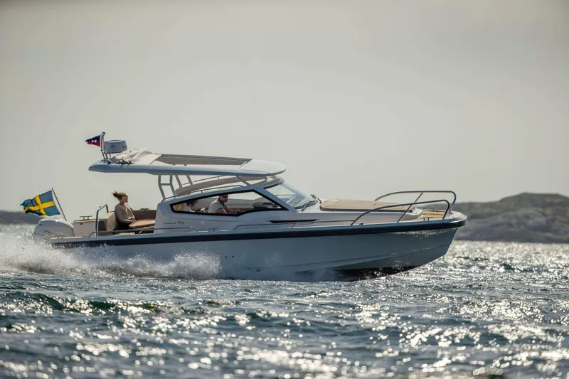 Slide: The Image of Nimbus Weekender 9 - 7