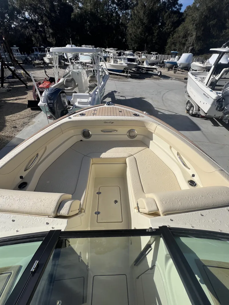 Slide: The Image of Chris-Craft Calypso 28 2025 - 8