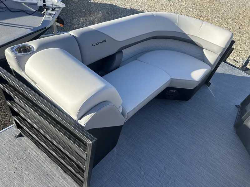 Slide: The Image of Lowe Ss 230 2025 - 14