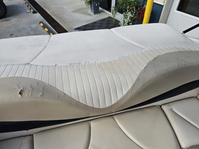 Slide: The Image of Glastron 185GX 2005 - 19