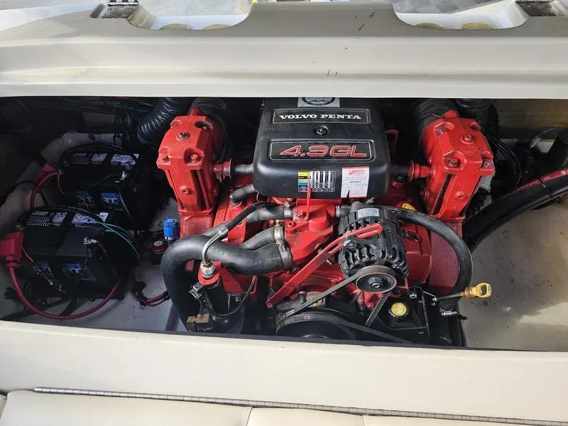 Slide: The Image of Glastron 185GX 2005 - 24