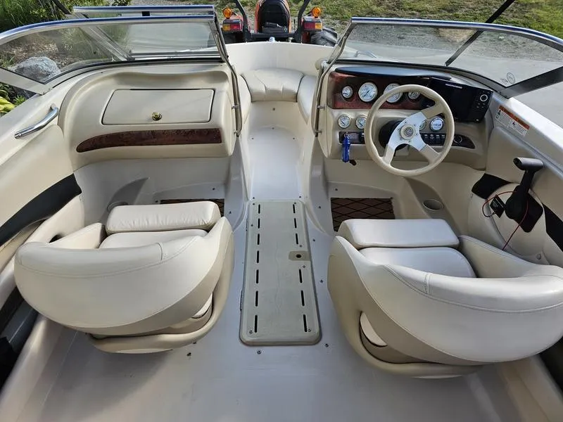 Slide: The Image of Glastron 185GX 2005 - 8