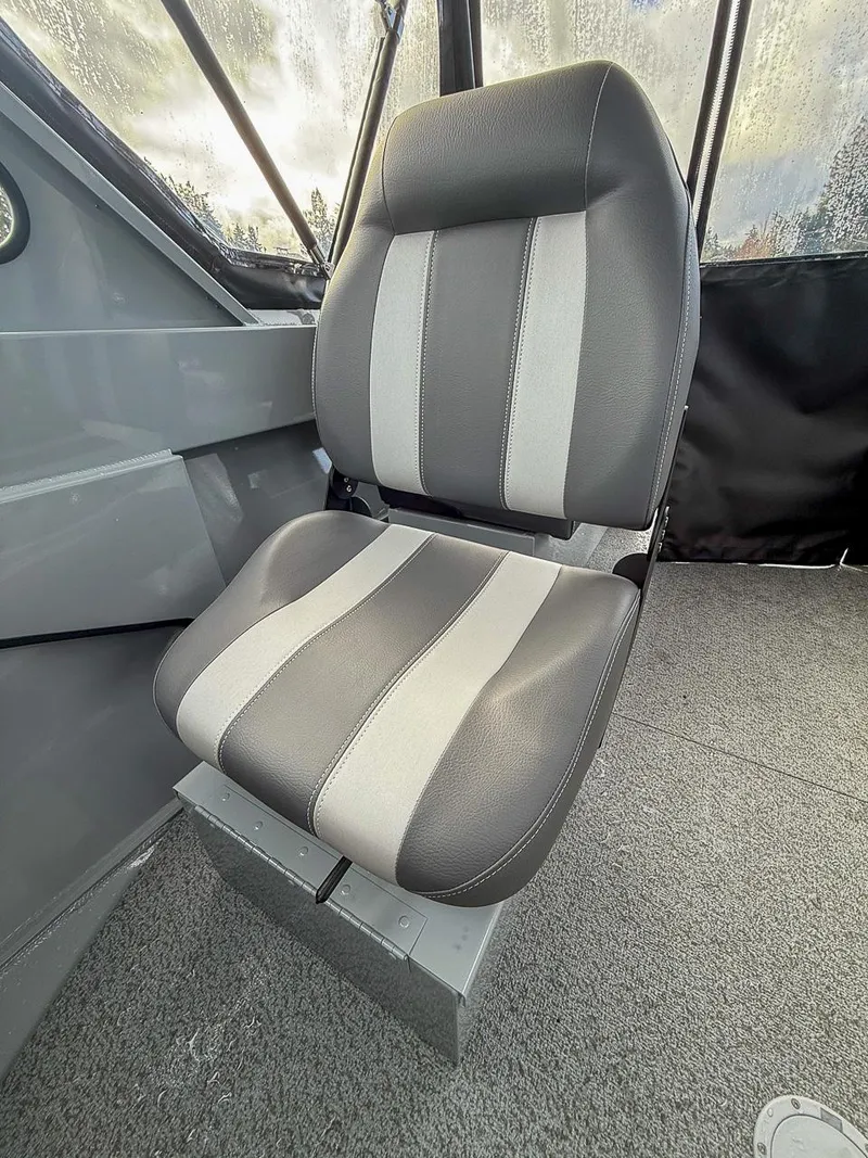 Slide: The Image of Hewescraft 180 Sportsman 2025 - 11