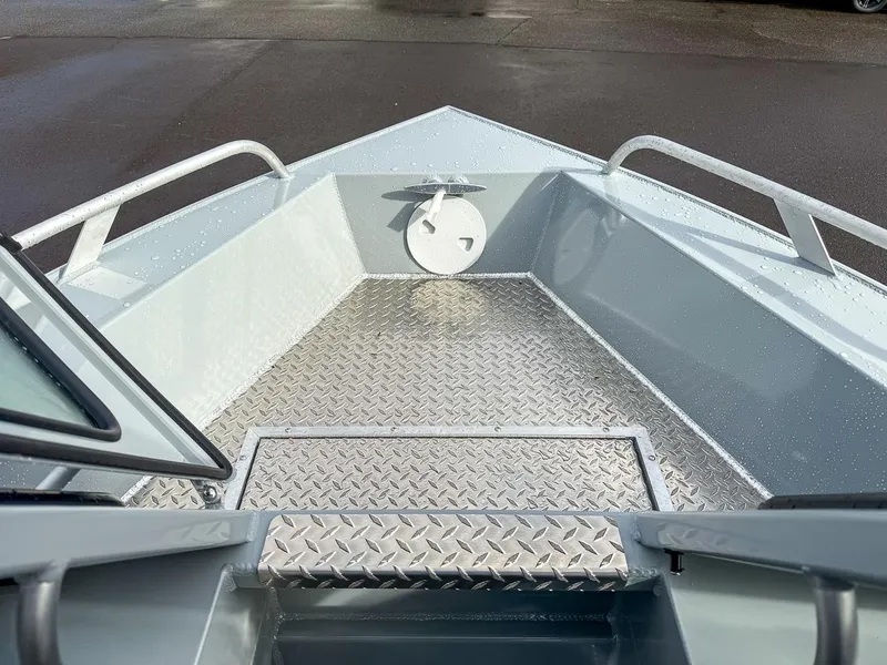 Slide: The Image of Hewescraft 180 Sportsman 2025 - 7