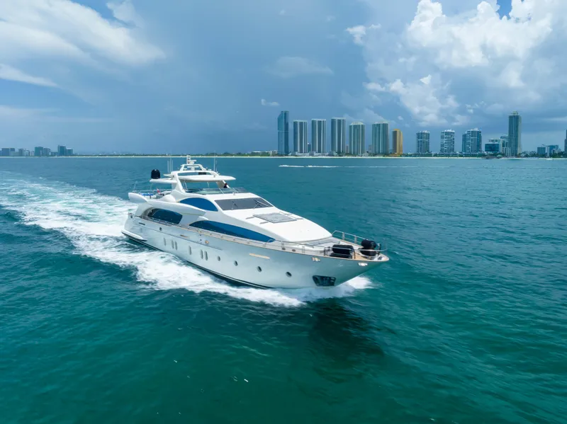 Slide: The Image of Azimut 116 2012 - 113