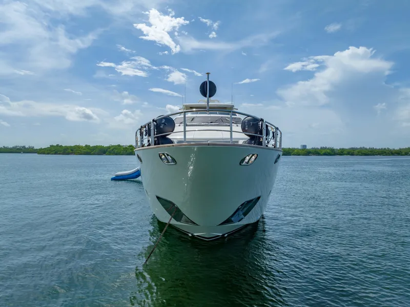 Slide: The Image of Azimut 116 2012 - 125