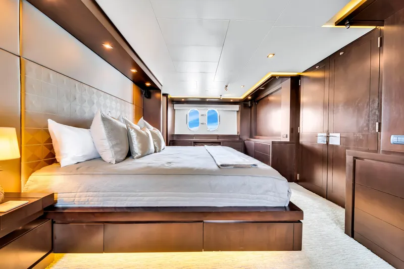 Slide: The Image of Azimut 116 2012 - 54