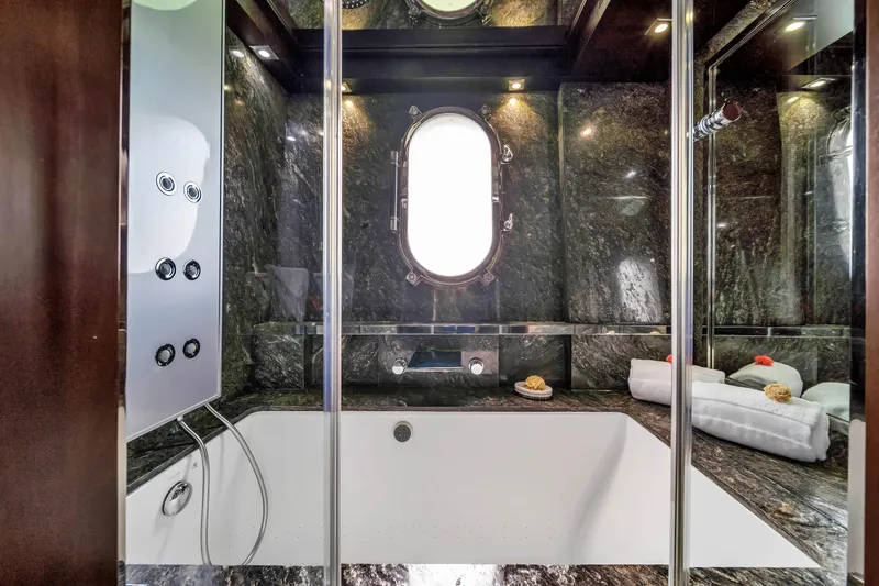 Slide: The Image of Azimut 116 2012 - 60