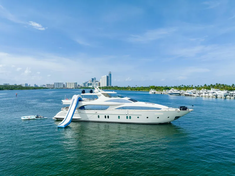 Slide: The Image of Azimut 116 2012 - 67