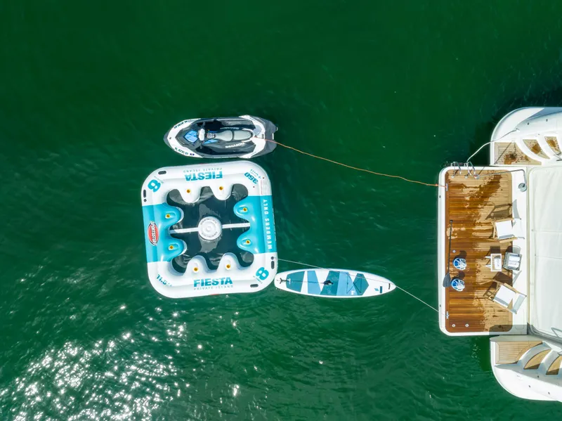 Slide: The Image of Azimut 116 2012 - 72