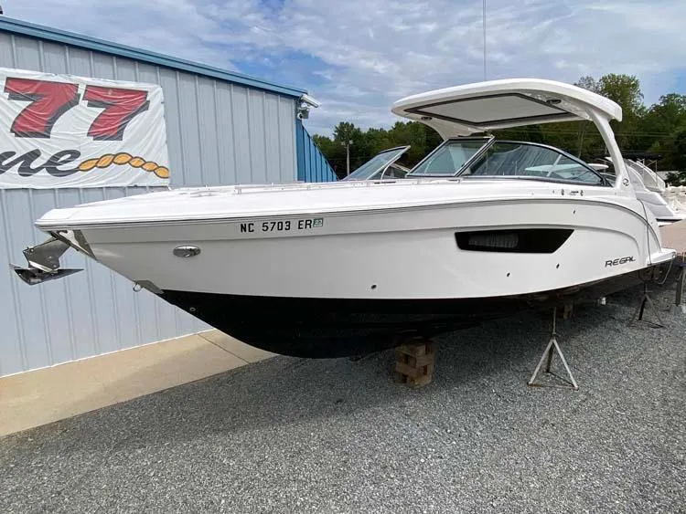 The Image of Regal 3300 2020 - 1