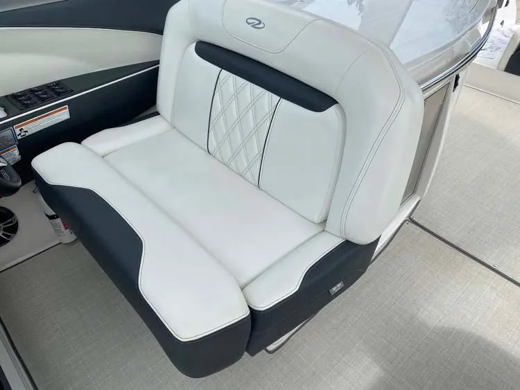 Slide: The Image of Regal 3300 2020 - 25