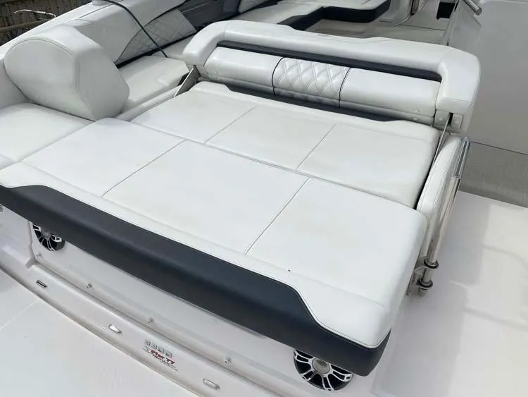 Slide: The Image of Regal 3300 2020 - 35