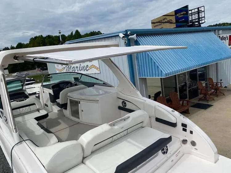 Slide: The Image of Regal 3300 2020 - 41