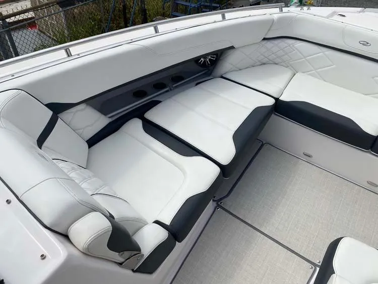 Slide: The Image of Regal 3300 2020 - 42