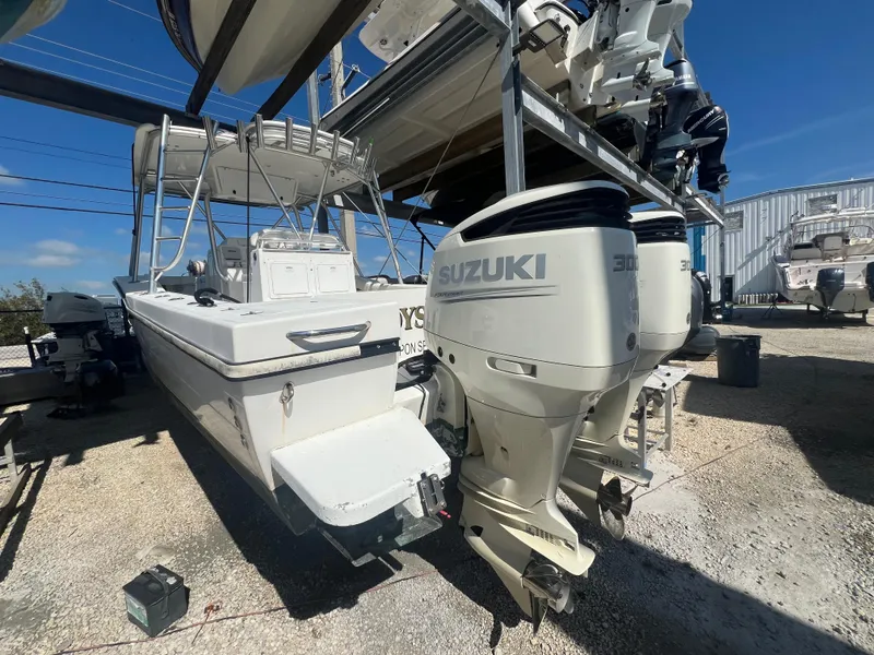 Slide: The Image of Ocean Master 31 Center Console 2002 - 13