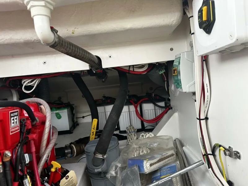 Slide: The Image of Engine compartment of 2024 Jeanneau Leader 9.0 WA, showcasing wiring and components. - 40