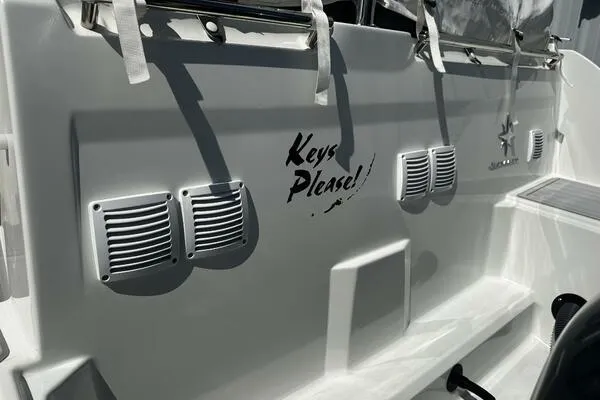 Slide: The Image of Jeanneau Leader 9.0 WA 2024 - 57