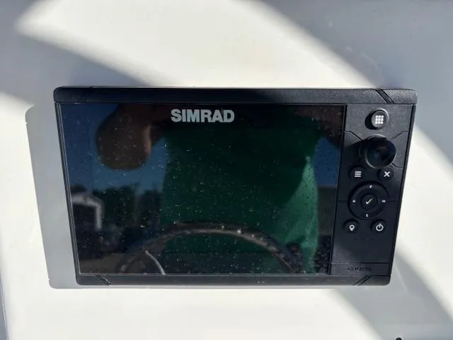 Slide: The Image of Simrad display on 2022 May-Craft 22 Hancock Skiff boat dashboard. - 19