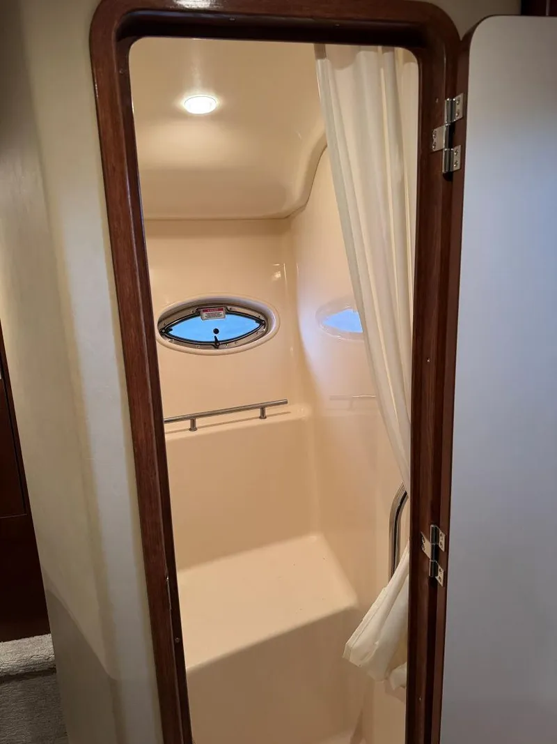 Slide: The Image of Sea Ray 38 Sundancer 2007 - 64