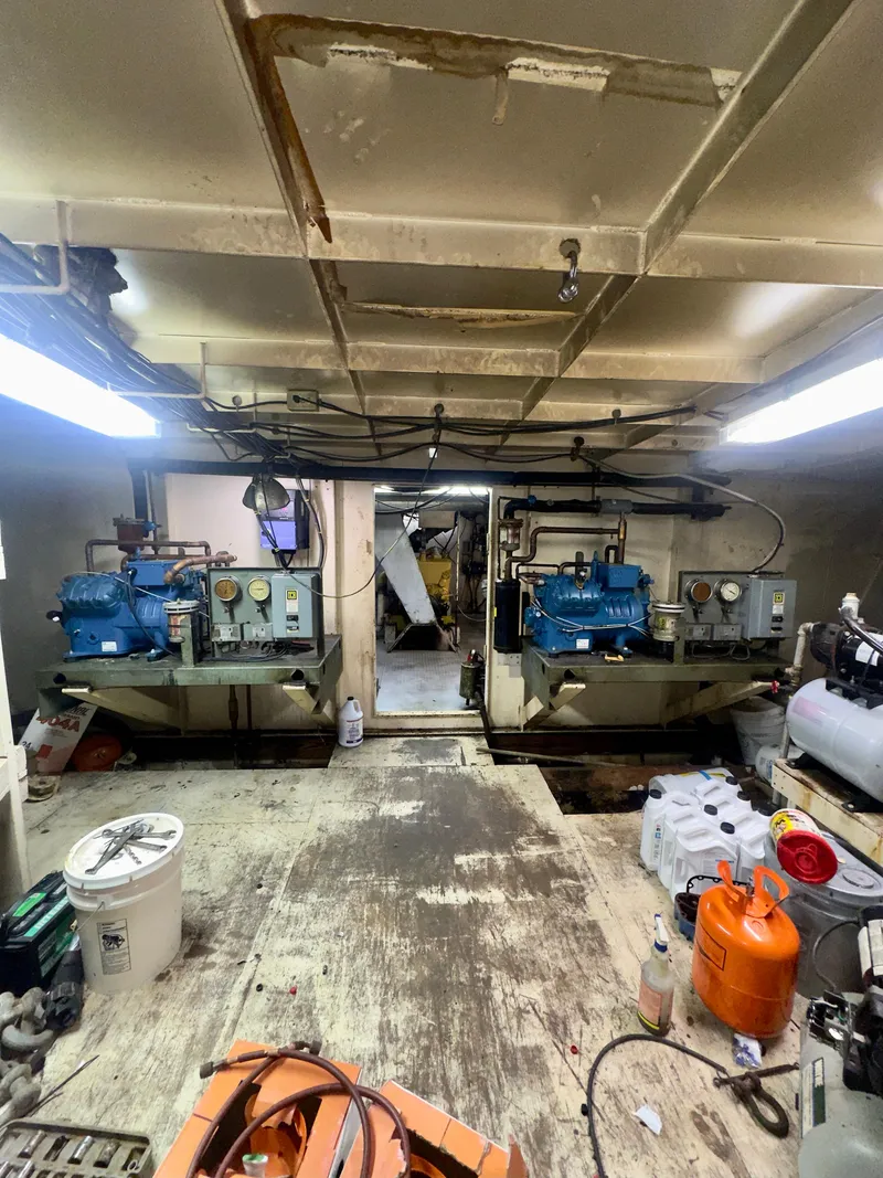 Slide: The Image of Blanchard 69 Shrimper/Freezer 2001 - 60