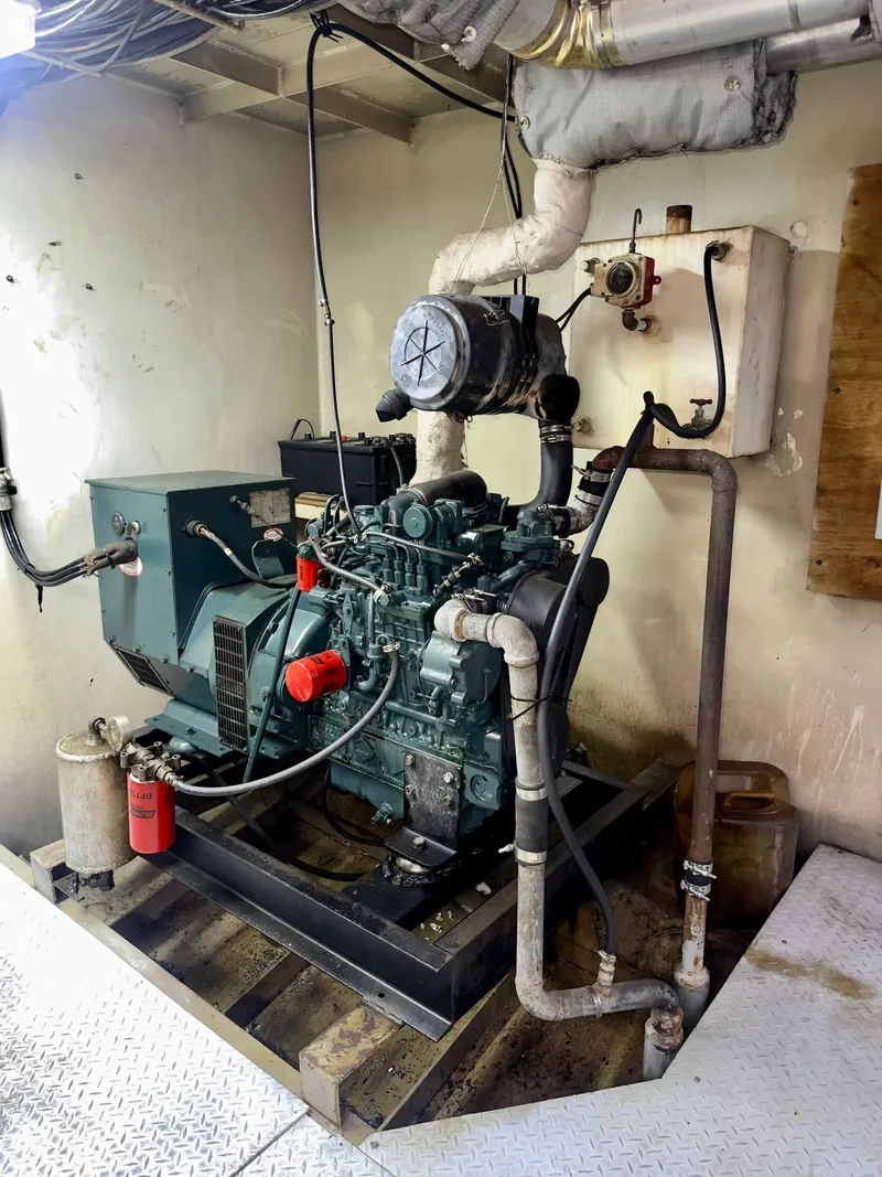 Slide: The Image of Blanchard 69 Shrimper/Freezer 2001 - 64