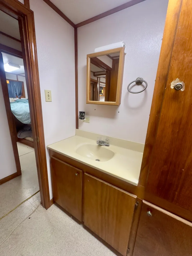 Slide: The Image of Blanchard 69 Shrimper/Freezer 2001 - 87