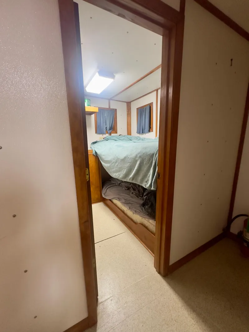 Slide: The Image of Blanchard 69 Shrimper/Freezer 2001 - 90