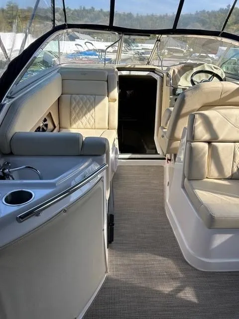 Slide: The Image of Regal 28 Express 2019 - 4