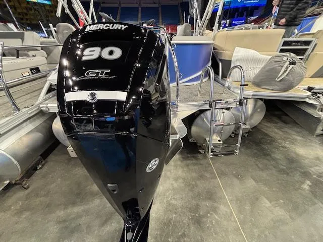 Slide: The Image of 2025 Barletta ARIA 20QC boat with Mercury 90 GT outboard motor. - 16