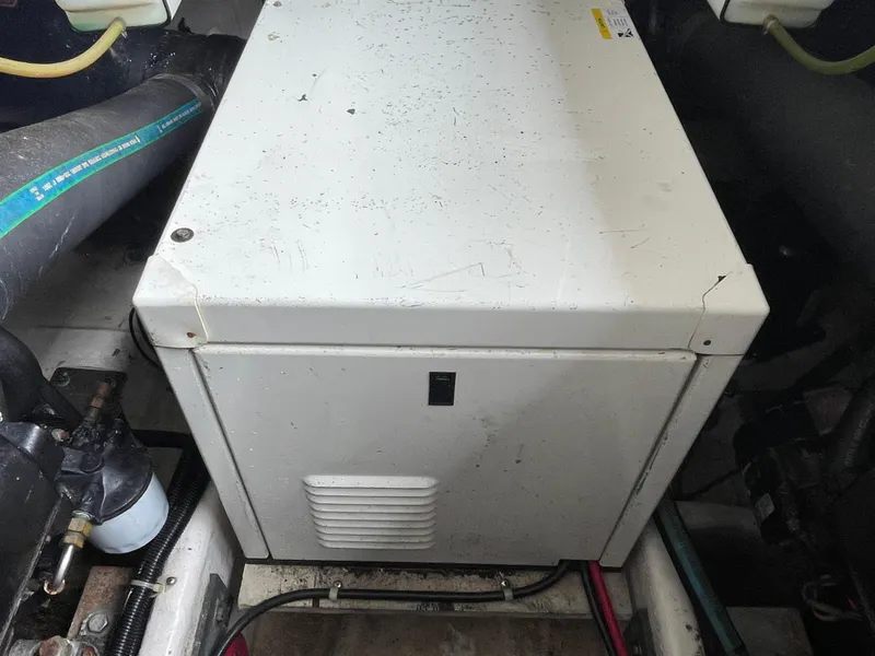 Slide: The Image of Engine compartment of a 2002 Carver 350 Mariner boat. - 39