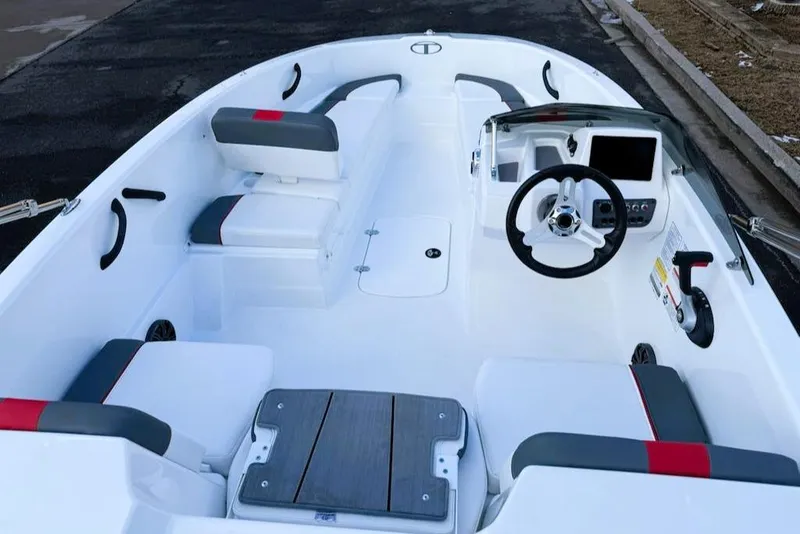 Slide: The Image of Tahoe T16 2024 - 3