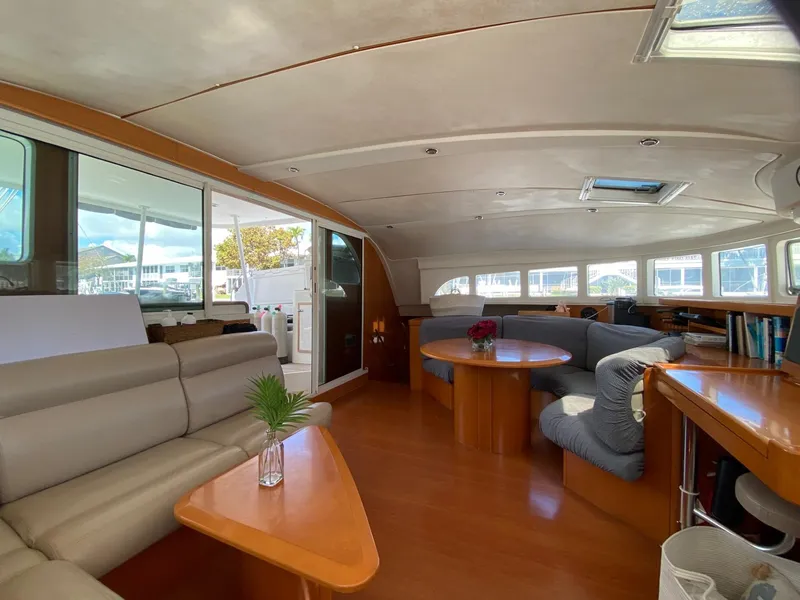 Slide: The Image of Lagoon 570 2006 - 7