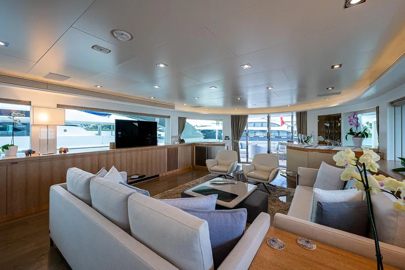 Slide: The Image of Luxurious interior of 2014 Horizon RP 110 yacht with modern furnishings and large windows. - 4