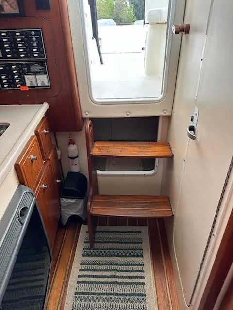 Slide: The Image of Pursuit 3070 Offshore 2006 - 53