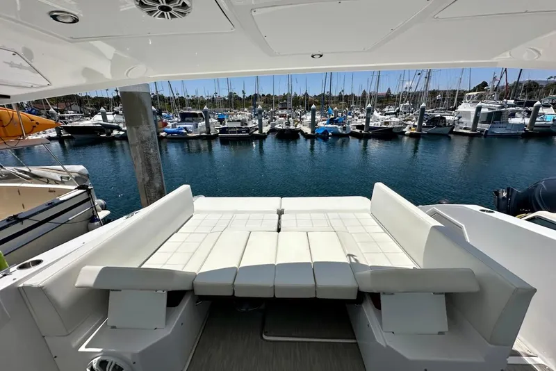 Slide: The Image of Cruisers Yachts 39 Express Coupe 2021 - 20