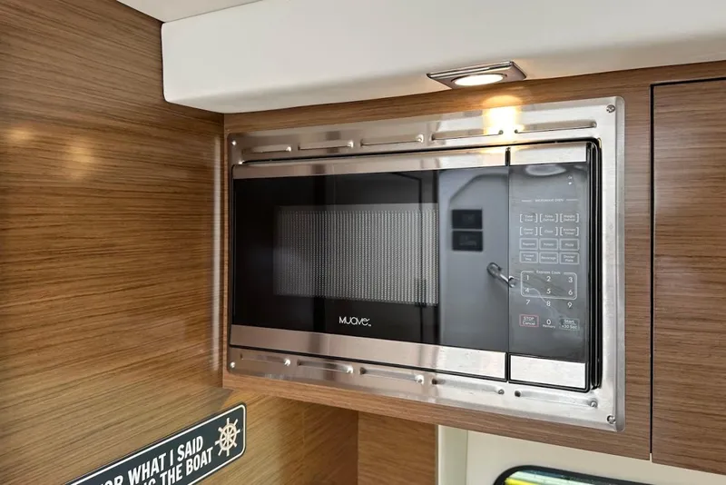 Slide: The Image of Cruisers Yachts 39 Express Coupe 2021 - 46