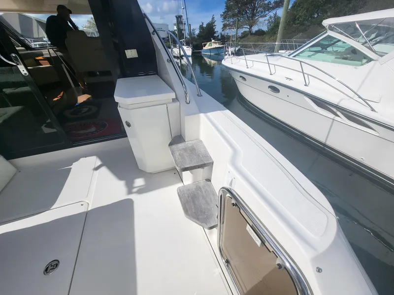 Slide: The Image of Sea Ray Sundancer 510 2013 - 114