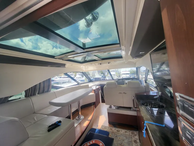 Slide: The Image of Sea Ray Sundancer 510 2013 - 52