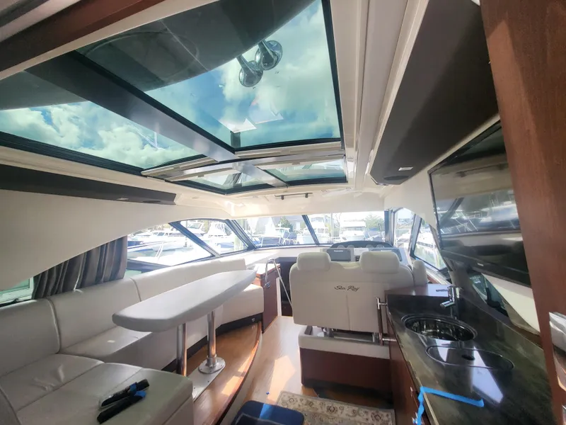 Slide: The Image of Sea Ray Sundancer 510 2013 - 54