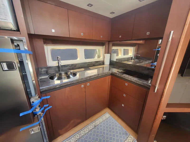 Slide: The Image of Sea Ray Sundancer 510 2013 - 68