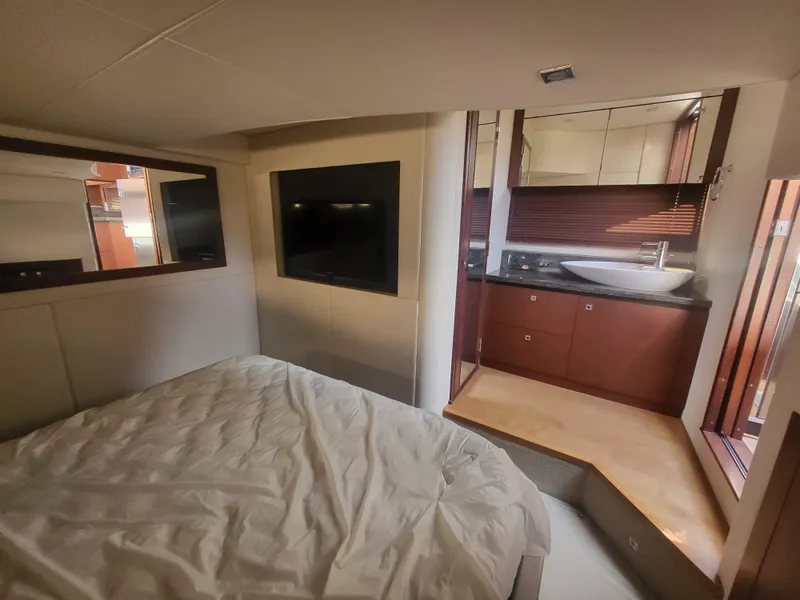 Slide: The Image of Sea Ray Sundancer 510 2013 - 82