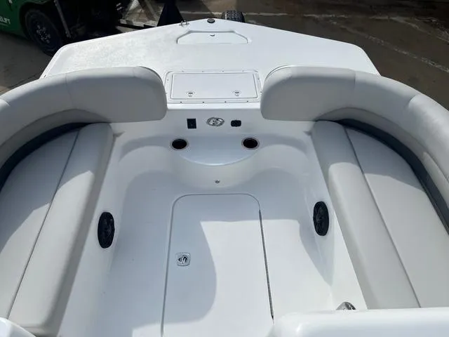 Slide: The Image of Hurricane Fun Deck 198 2025 - 14