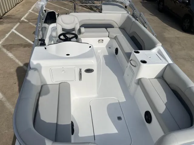 Slide: The Image of Hurricane Fun Deck 198 2025 - 18