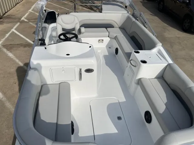 Slide: The Image of Hurricane Fun Deck 198 2025 - 19