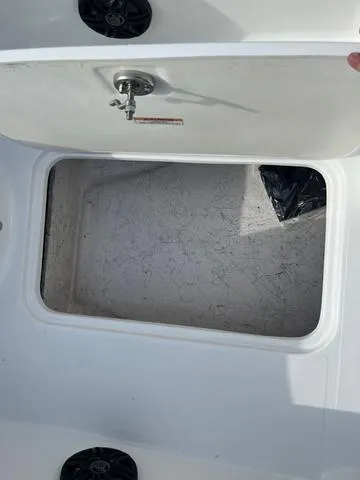 Slide: The Image of Hurricane Fun Deck 198 2025 - 20