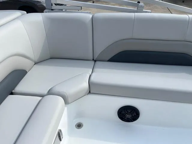 Slide: The Image of Hurricane Fun Deck 198 2025 - 9