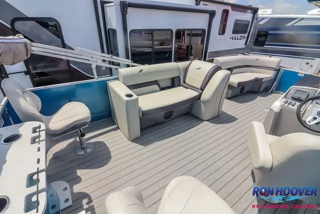 Slide: The Image of Starcraft EX 20 FD 2025 - 11