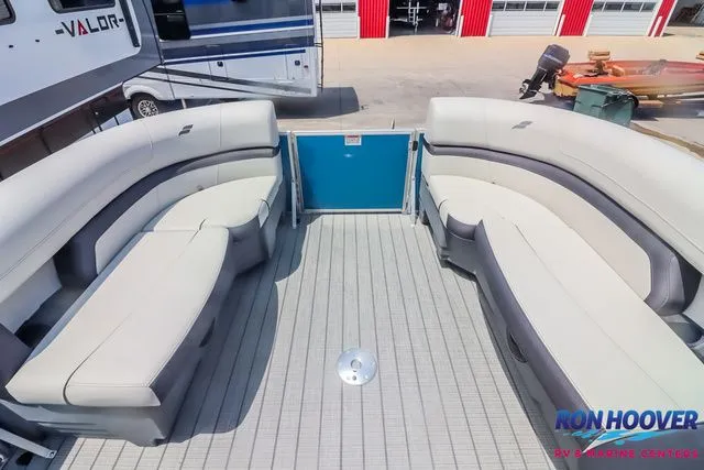 Slide: The Image of Starcraft EX 20 FD 2025 - 13