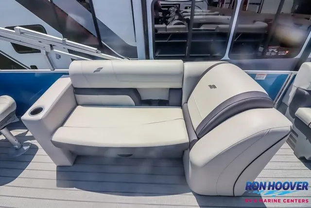 Slide: The Image of Starcraft EX 20 FD 2025 - 18